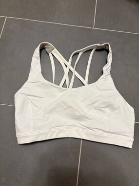 Lululemon Free to Be Serene Bra 6